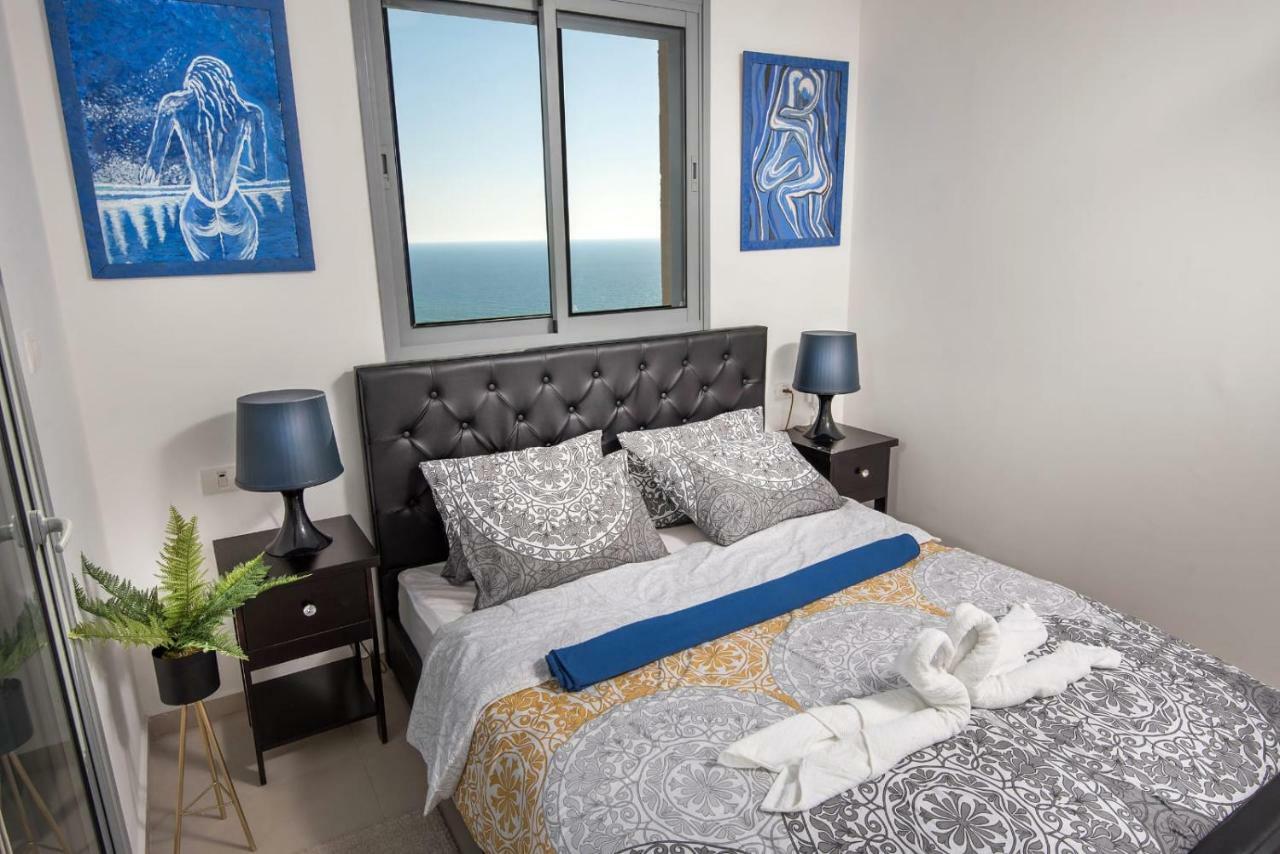 35Th Floor 4 Rooms On The Sea Bat Yam Esterno foto